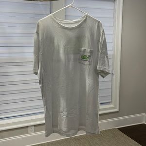 Vineyard vines pocket tee